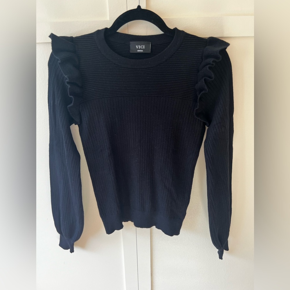 Vici Women's Black Ruffle Pullover Sweater Size‎ Small